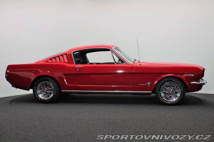 Ford Mustang 289 CI Fastback C-Code 1965