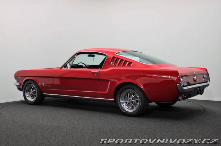 Ford Mustang 289 CI Fastback C-Code 1965
