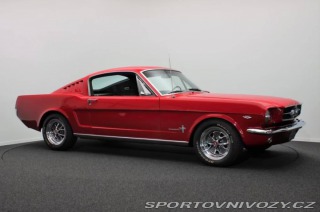 Ford Mustang 289 CI Fastback C-Code 1965