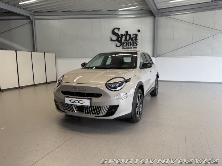Fiat 600 1.2 Turbo Hybrid 110k MHE 2025