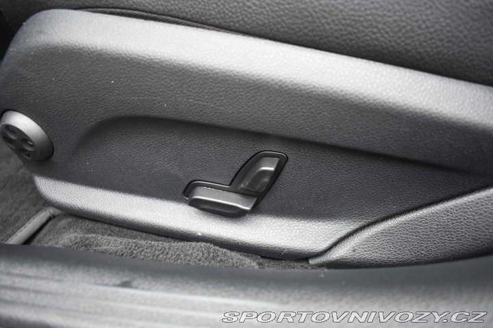 Mercedes-Benz C C 220 d 4MATIC*AMG-LINE*Č 2015