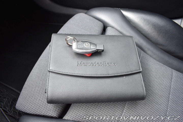 Mercedes-Benz C C 220 d 4MATIC*AMG-LINE*Č 2015
