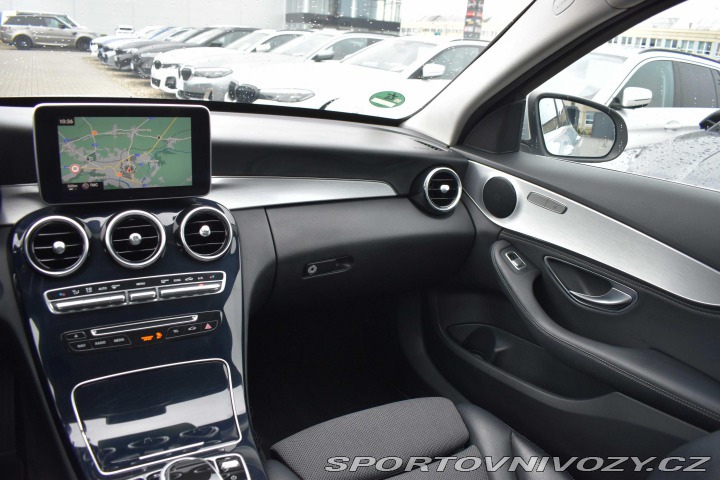 Mercedes-Benz C C 220 d 4MATIC*AMG-LINE*Č 2015