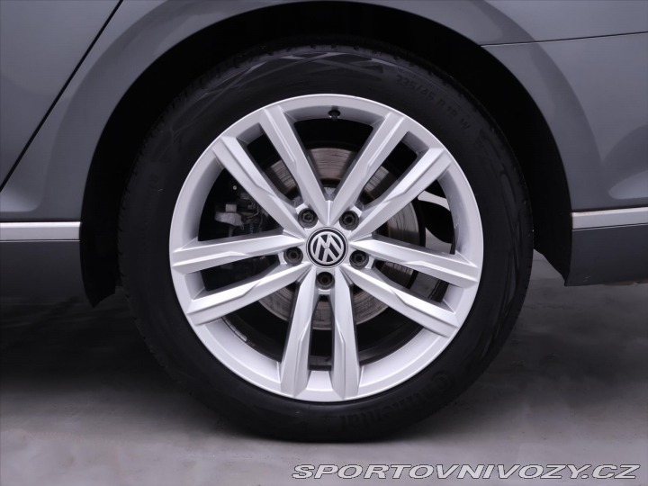Volkswagen Ostatní modely Passat 2,0 TDI 176kW DSG 4M High 2015