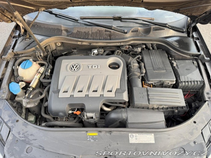 Volkswagen Ostatní modely Passat 2,0 TDi, 2 sady kol, 20 2012