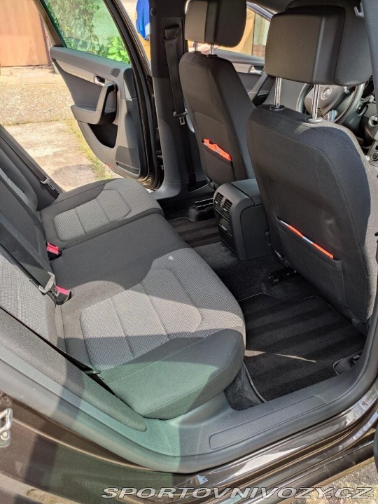 Volkswagen Ostatní modely Passat 2,0 TDi, 2 sady kol, 20 2012