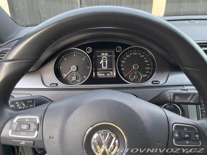 Volkswagen Ostatní modely Passat 2,0 TDi, 2 sady kol, 20 2012