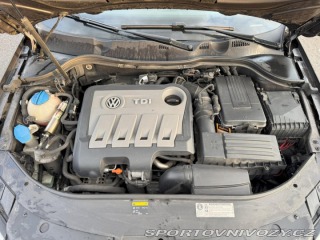 Volkswagen Ostatní modely Passat 2,0   TDi, 2 sady kol, 20 2012