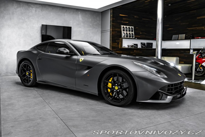 Ferrari F12berlinetta 6.3 V12 (PA7) 2015