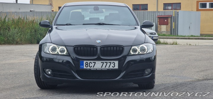 BMW 3 E90 330i 2005