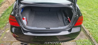 BMW 3 E90 330i 2005