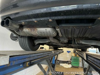 BMW 3 E90 330i 2005