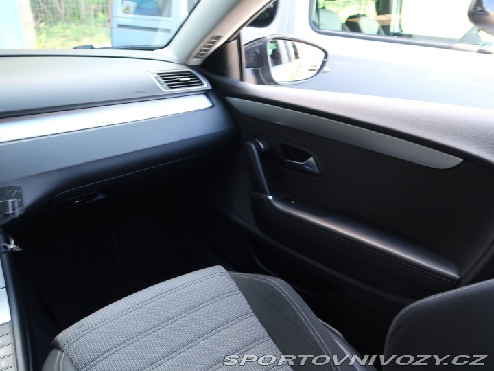 Volkswagen Passat CC CC Comfortline 2.0 TDI 2011