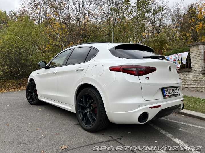 Alfa Romeo Stelvio  2020
