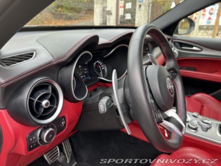 Alfa Romeo Stelvio  2020