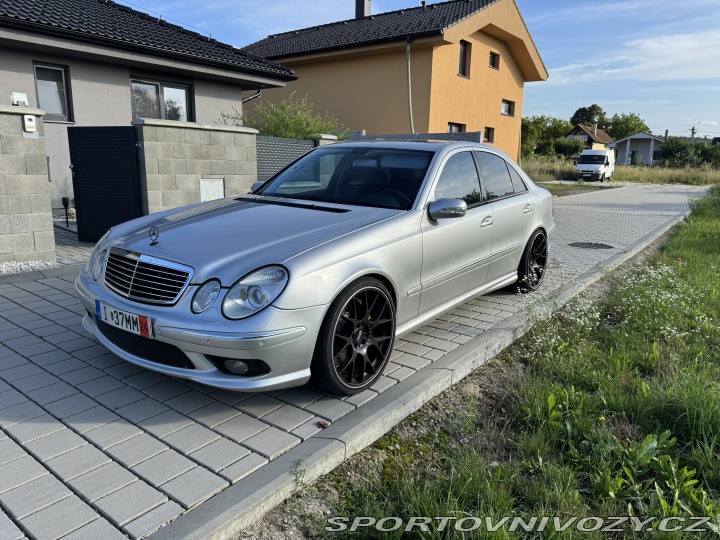 Mercedes-Benz E 55 AMG 2004