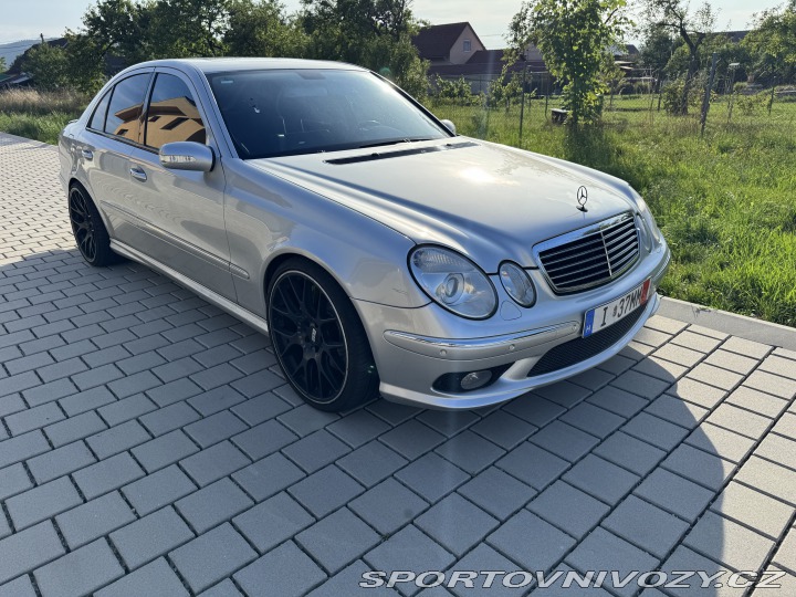 Mercedes-Benz E 55 AMG 2004