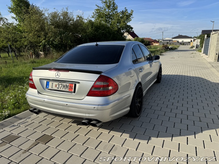 Mercedes-Benz E 55 AMG 2004