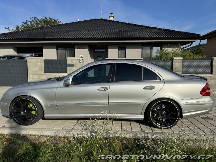Mercedes-Benz E 55 AMG 2004