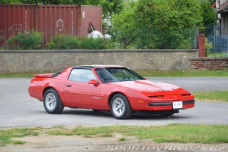 Pontiac Firebird 