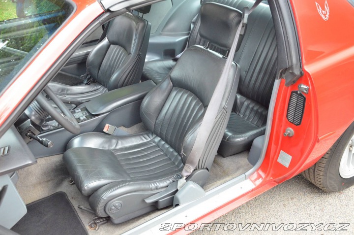 Pontiac Firebird 1989