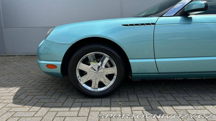 Ford Ostatní modely Thunderbird 4.0 V8 2002