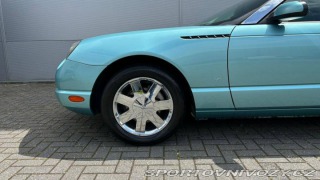 Ford Ostatní modely Thunderbird 4.0 V8 2002