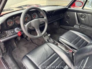 Porsche 911 Carrera 4 1989
