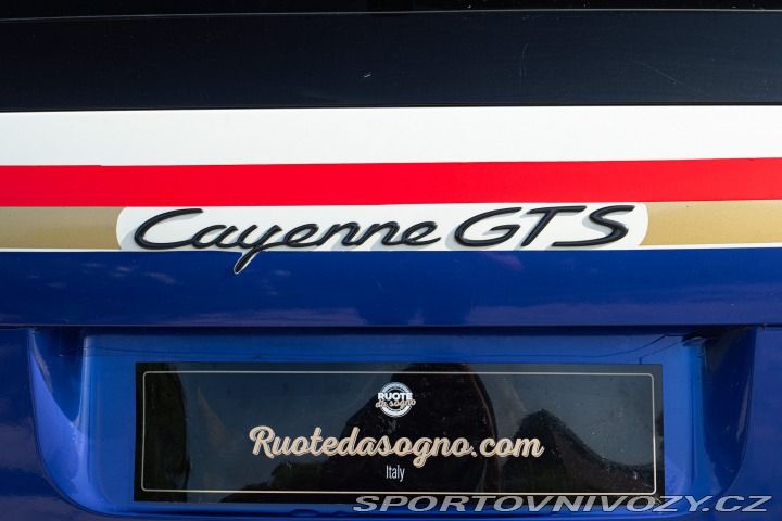 Porsche Cayenne S LIVREA ROTHMANS 2007