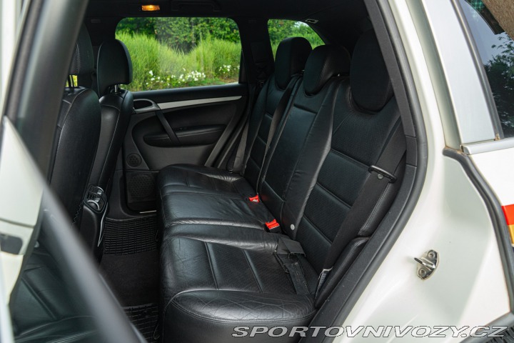 Porsche Cayenne S LIVREA ROTHMANS 2007