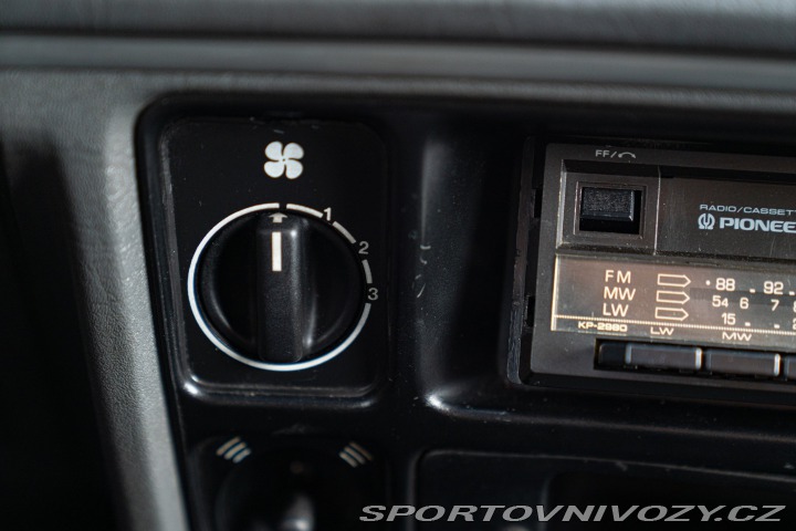 Ford Ostatní modely SIERRA RS COSWORTH 1993