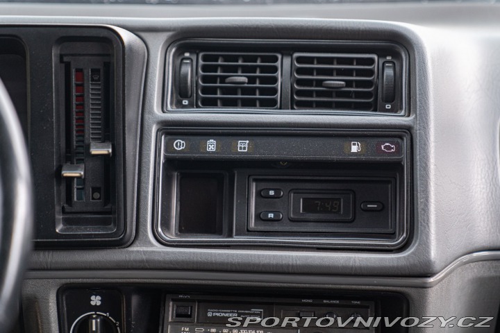 Ford Ostatní modely SIERRA RS COSWORTH 1993