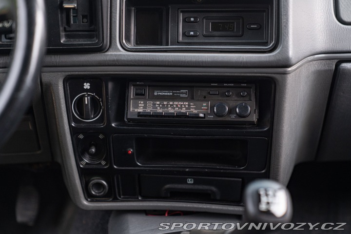 Ford Ostatní modely SIERRA RS COSWORTH 1993