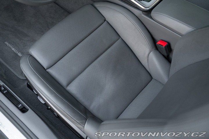 Porsche 911 992 (911) CARRERA 4S 2019