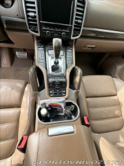 Porsche Cayenne 4,8   Turbo V8 580ps 2011