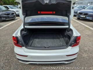 Volvo S60 2,0 B5 R-Design Auto 2019