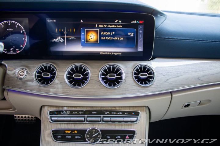 Mercedes-Benz E Kupé 200 4matic A/T 2018