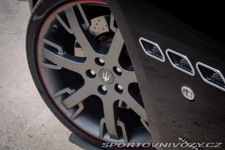 Maserati GranTurismo S 4.7 V8 2008