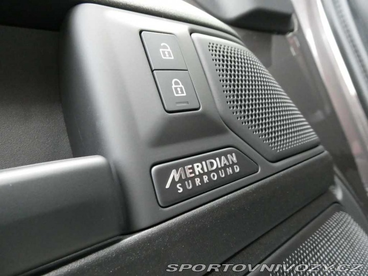 Ostatní značky Ostatní modely Land Rover Defender 110 4,4 OCTA P635 2025