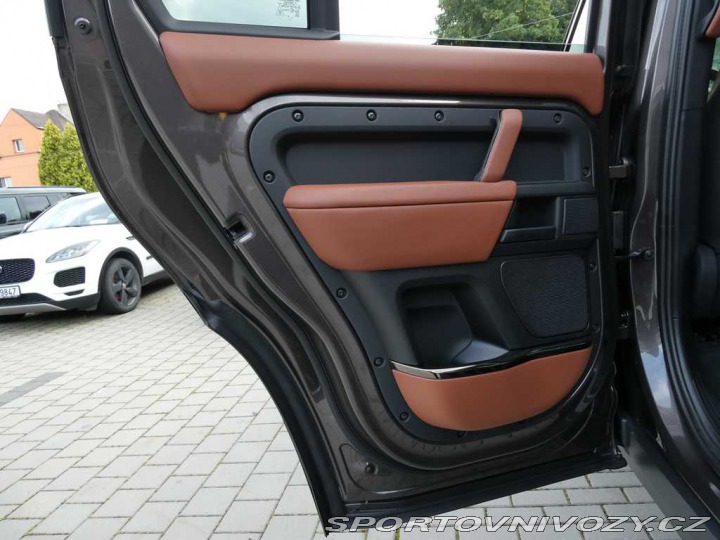 Ostatní značky Ostatní modely Land Rover Defender 110 4,4 OCTA P635 2025