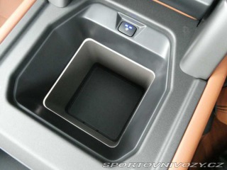 Ostatní značky Ostatní modely Land Rover Defender 110 4,4 OCTA P635 2025