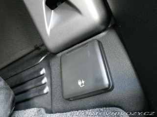 Ostatní značky Ostatní modely Land Rover Defender 110 4,4 OCTA P635 2025