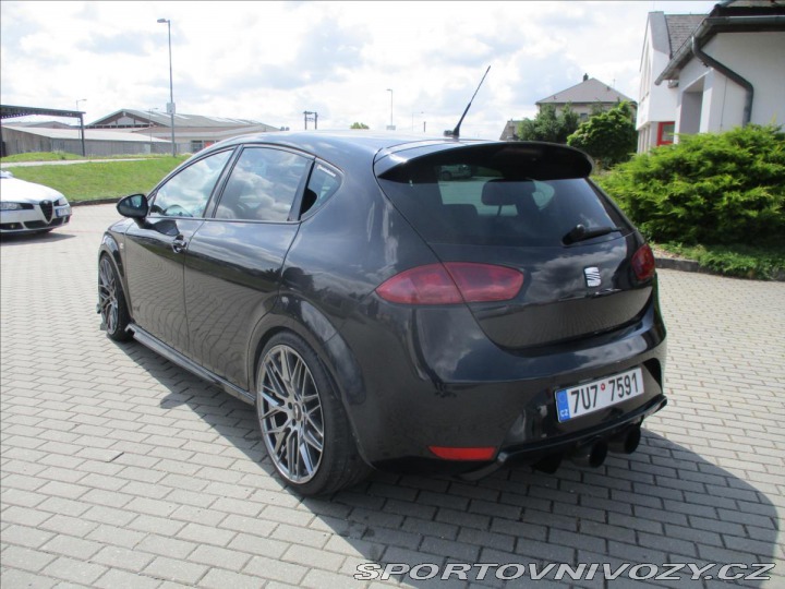 Seat Leon 2,0 i 340HP Cupra R Sport 2011