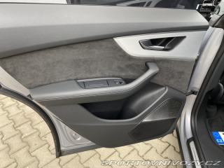 Audi SQ8  2020