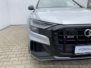 Audi SQ8  2020