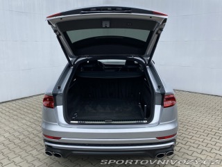 Audi SQ8  2020