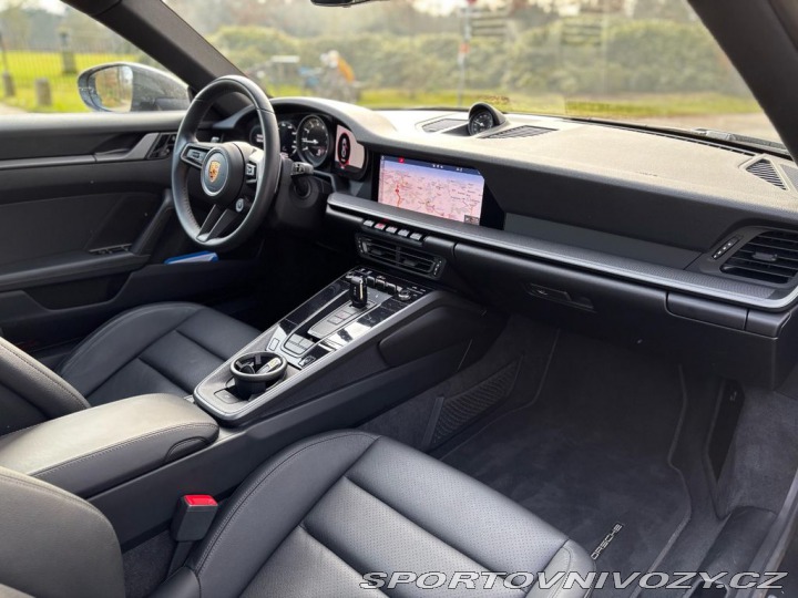 Porsche 911 Carrera 2020