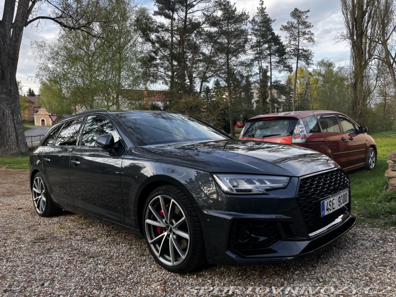 Audi S4 B9 avant