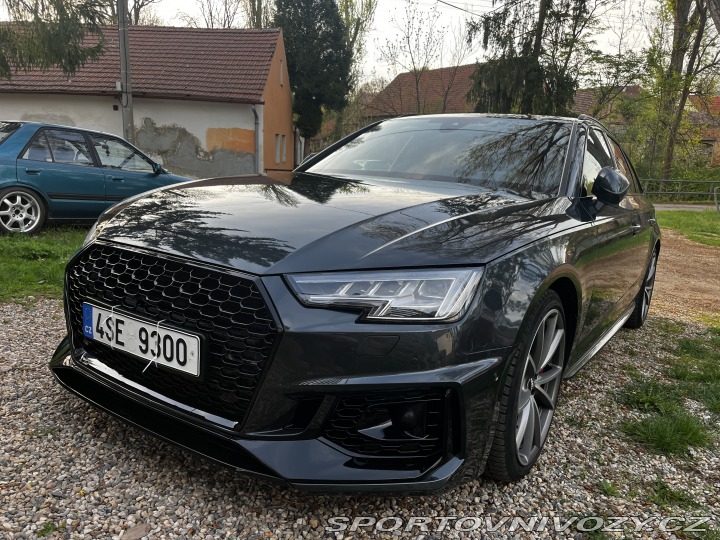 Audi S4 B9 avant 2017
