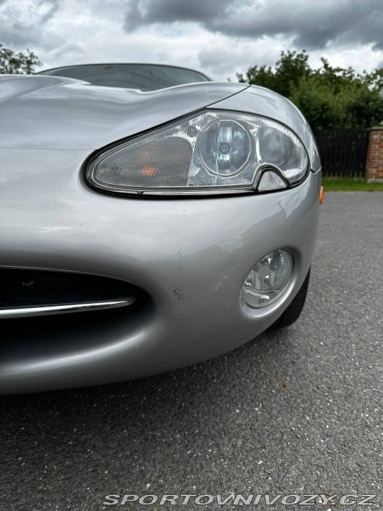 Jaguar XK8  2001